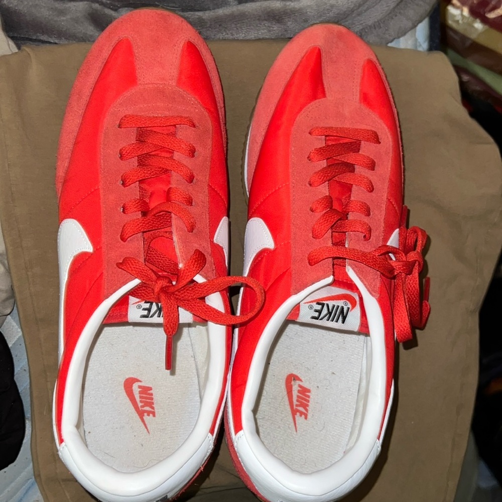 Nike